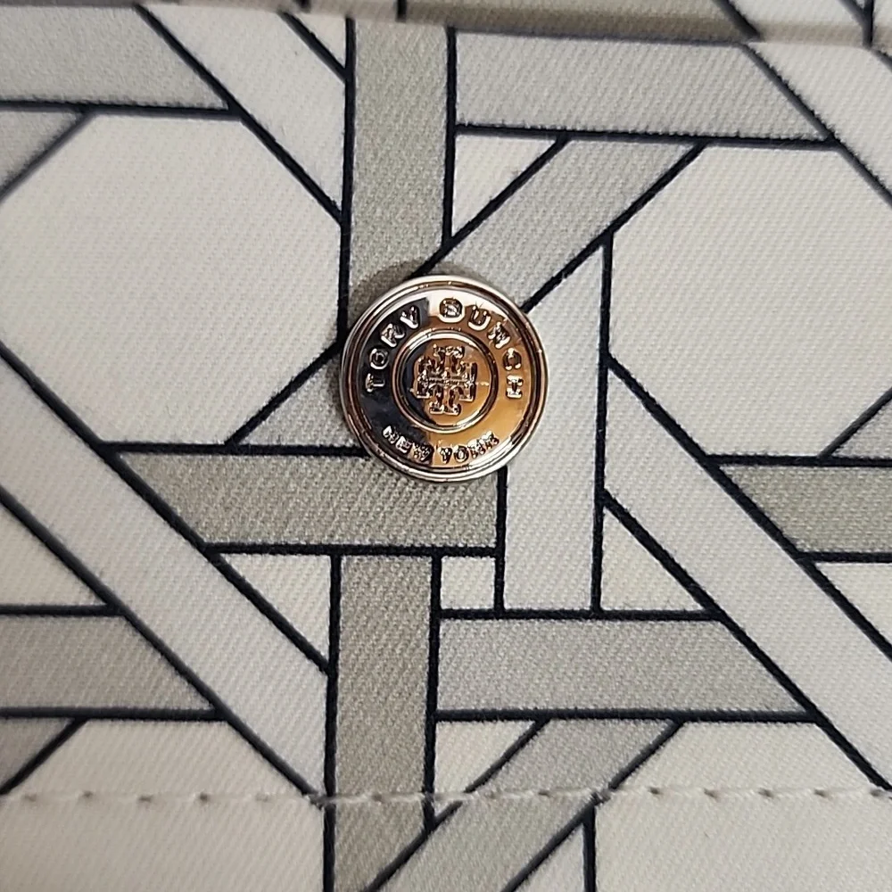 Tory Burch Signature Basketweave Print Cotton Canvas Tote NWT Retail Is $448 WOW - Picture 5 of 13